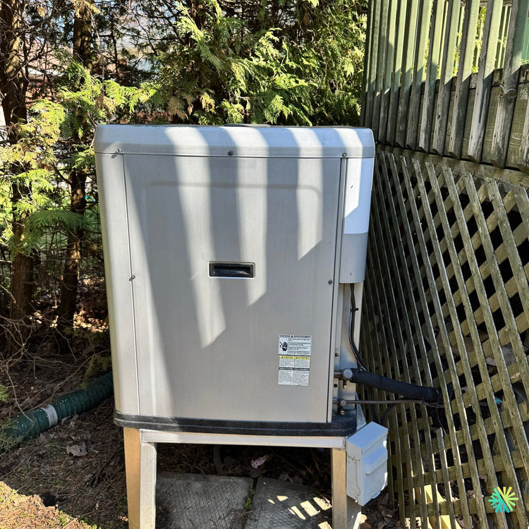 CVC Commercial à Laval : Remplacement d’un condenseur vieillissant pour une copropriété résidentielle