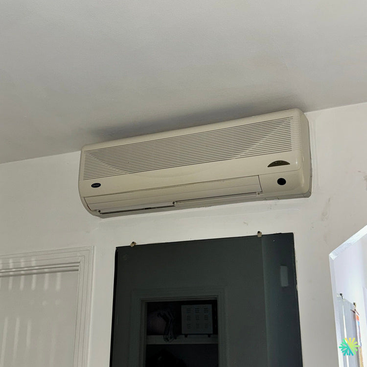 Réparation d’un climatiseur mural Carrier à Côte-des-Neiges