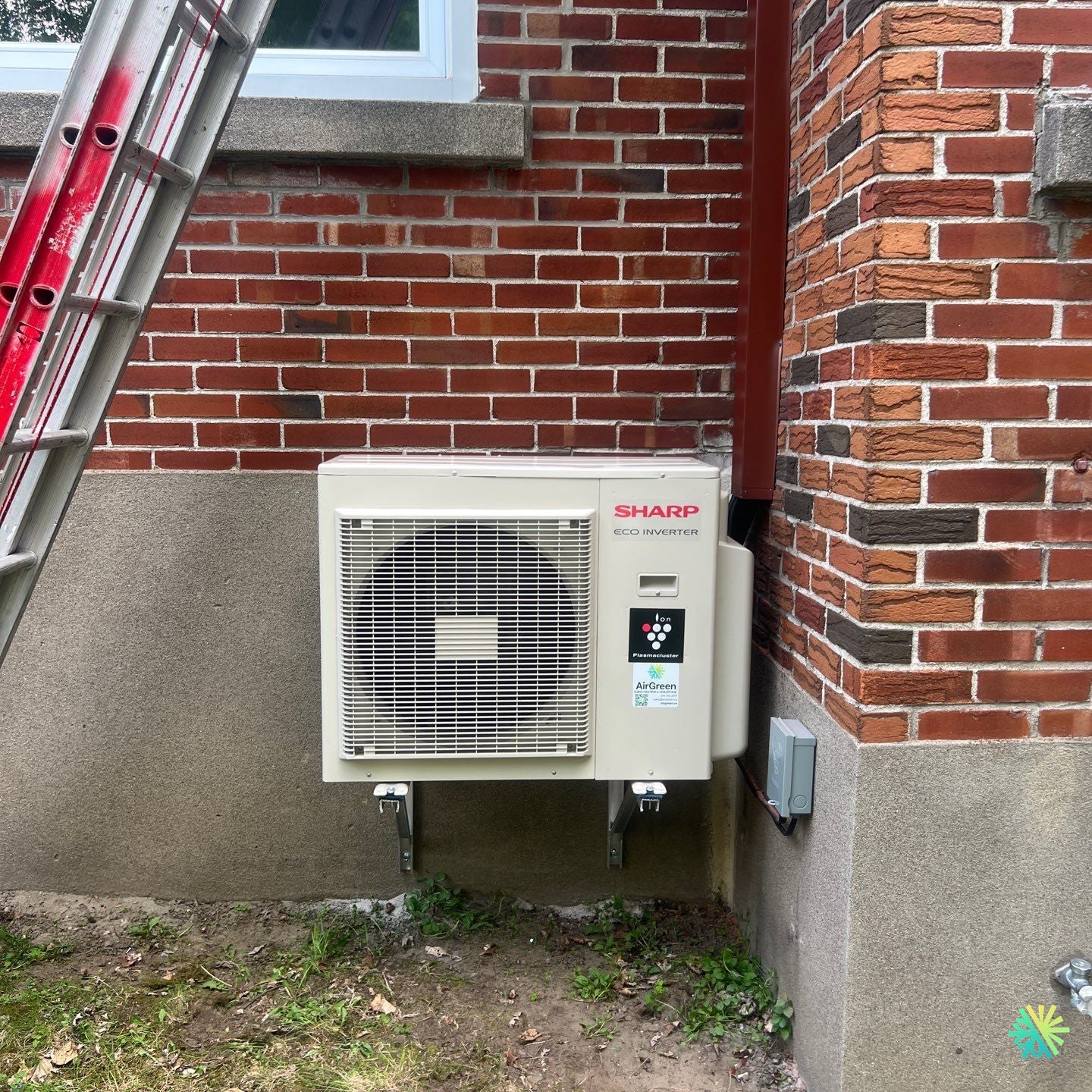 Installation d’une Sharp Eco Inverter thermopompe murale à Rosemont–La Petite-Patrie
