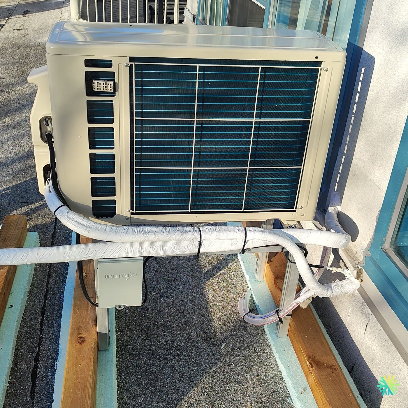 Installation d’une Midea28 Thermopompe murale à Verdun, Montréal