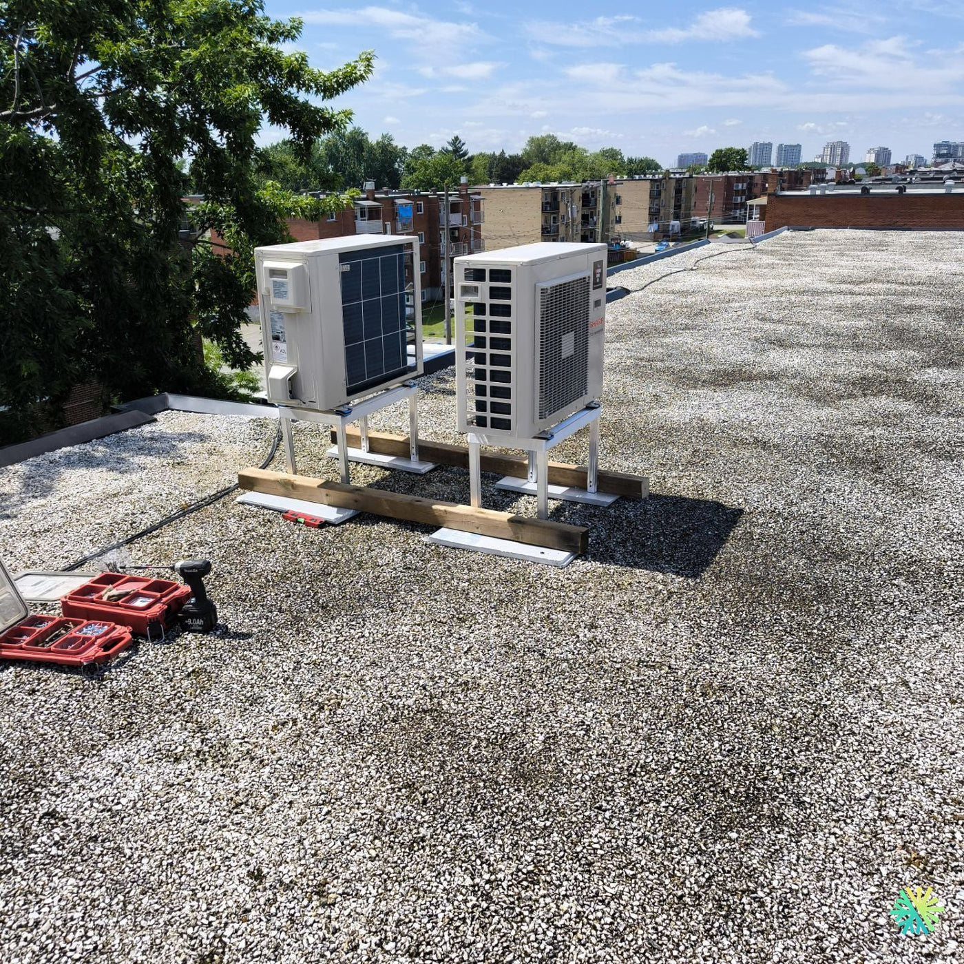 Installation d’une GREE série R32 thermopompe murale à Rosemont–La Petite-Patrie