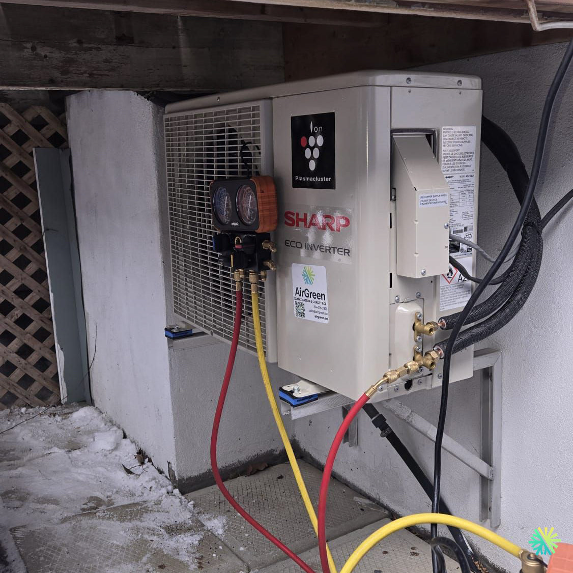 Réparation d’une thermopompe murale Sharp à Sainte-Julie