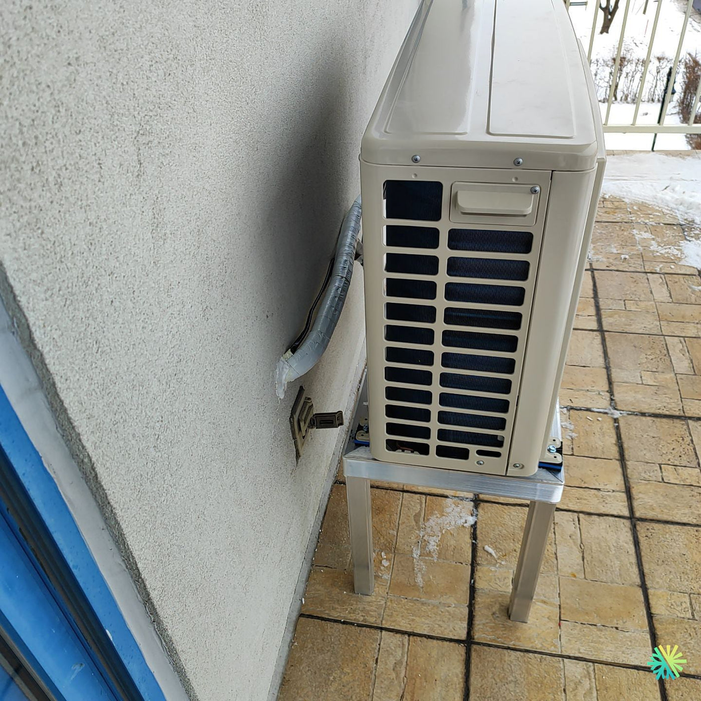 Installation d’une thermopompe murale Lennox à Boisbriand