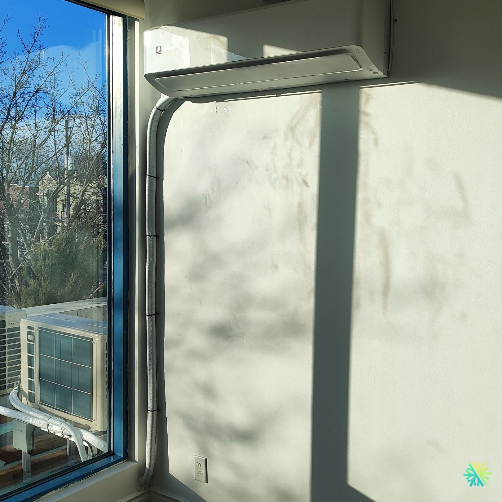 Installation d’une Sharp ZU1 Thermopompe Murale à Outremont (Montréal)