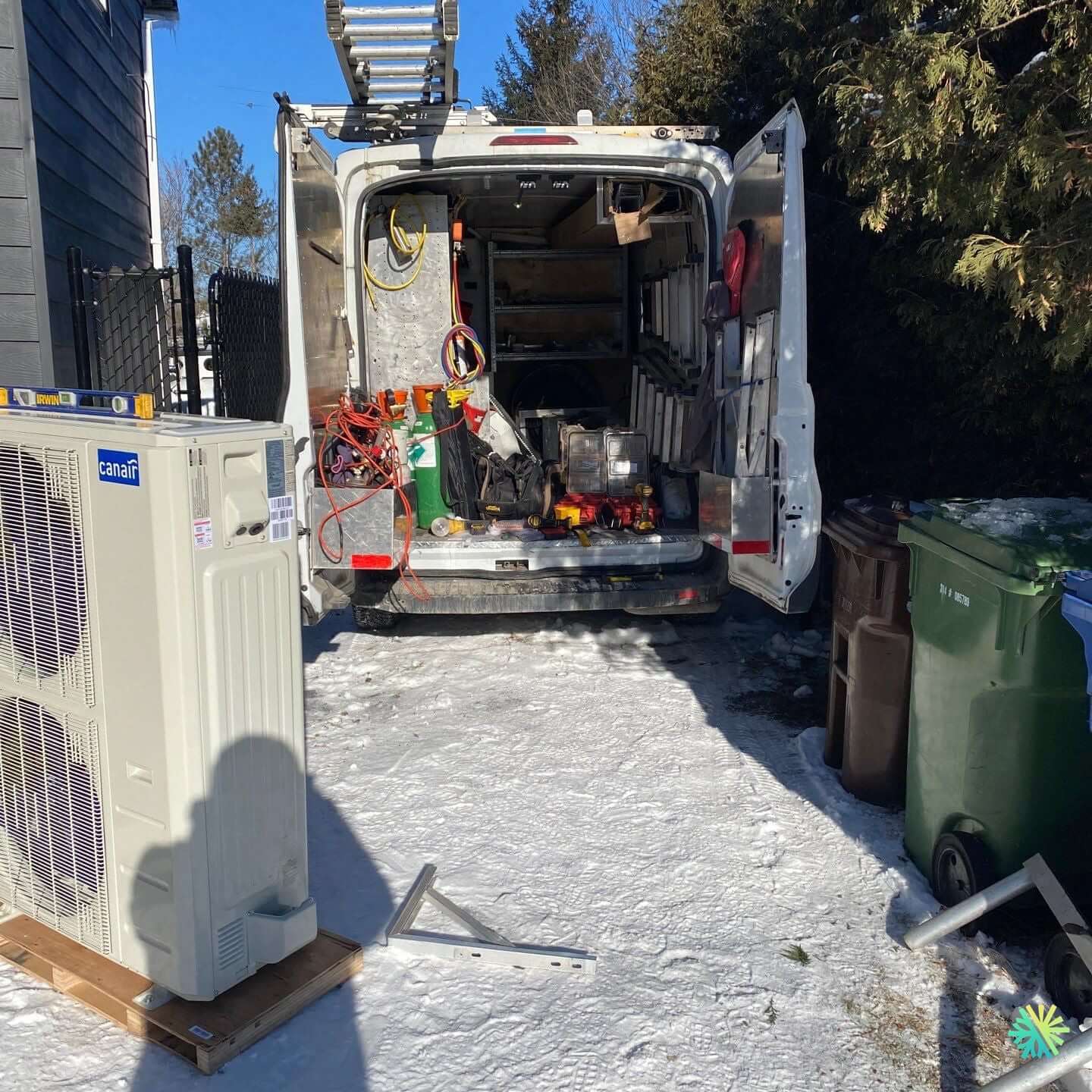 Installation d’une thermopompe murale Canair à Sainte-Julie