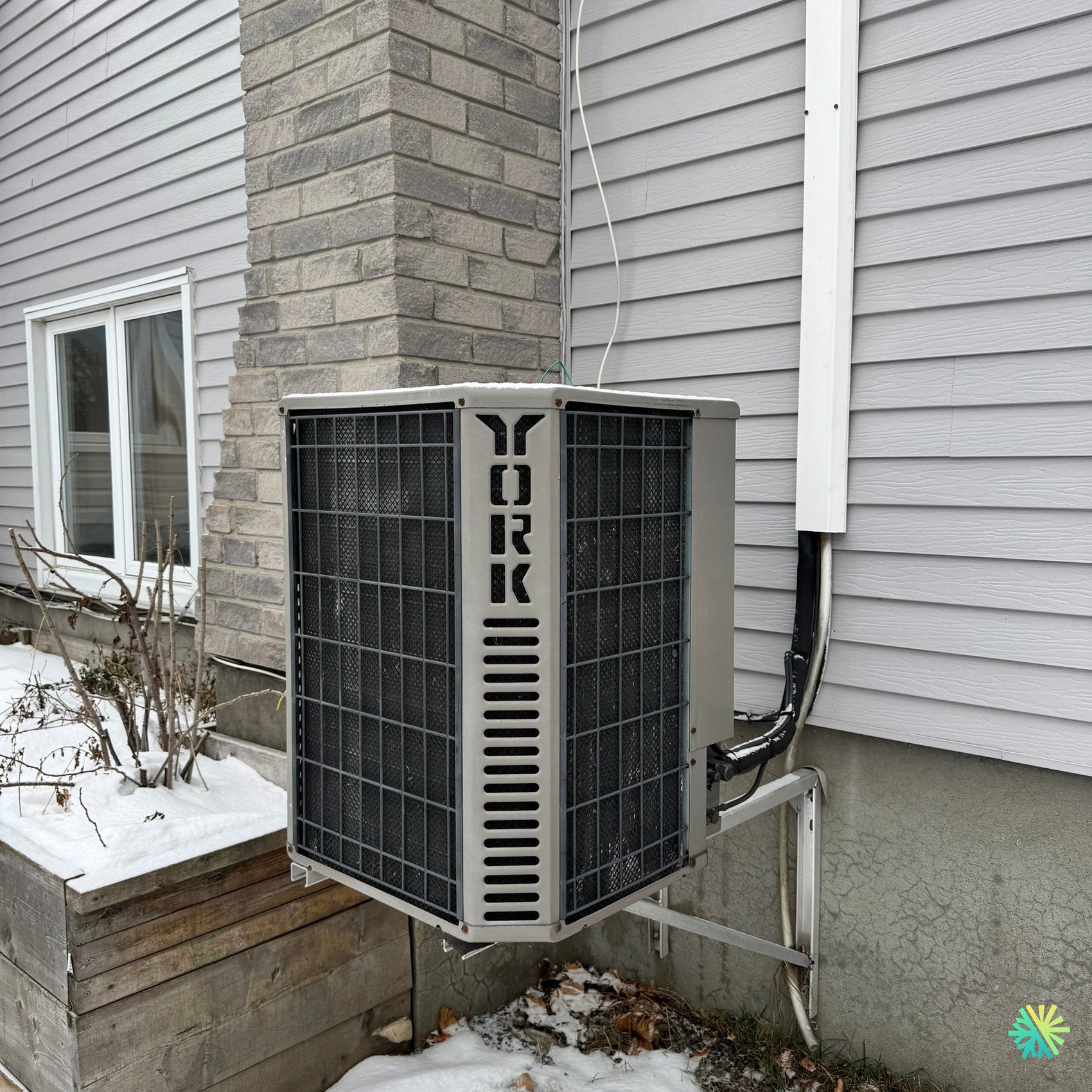 Réparation d’une thermopompe centrale York à Saint-Bruno