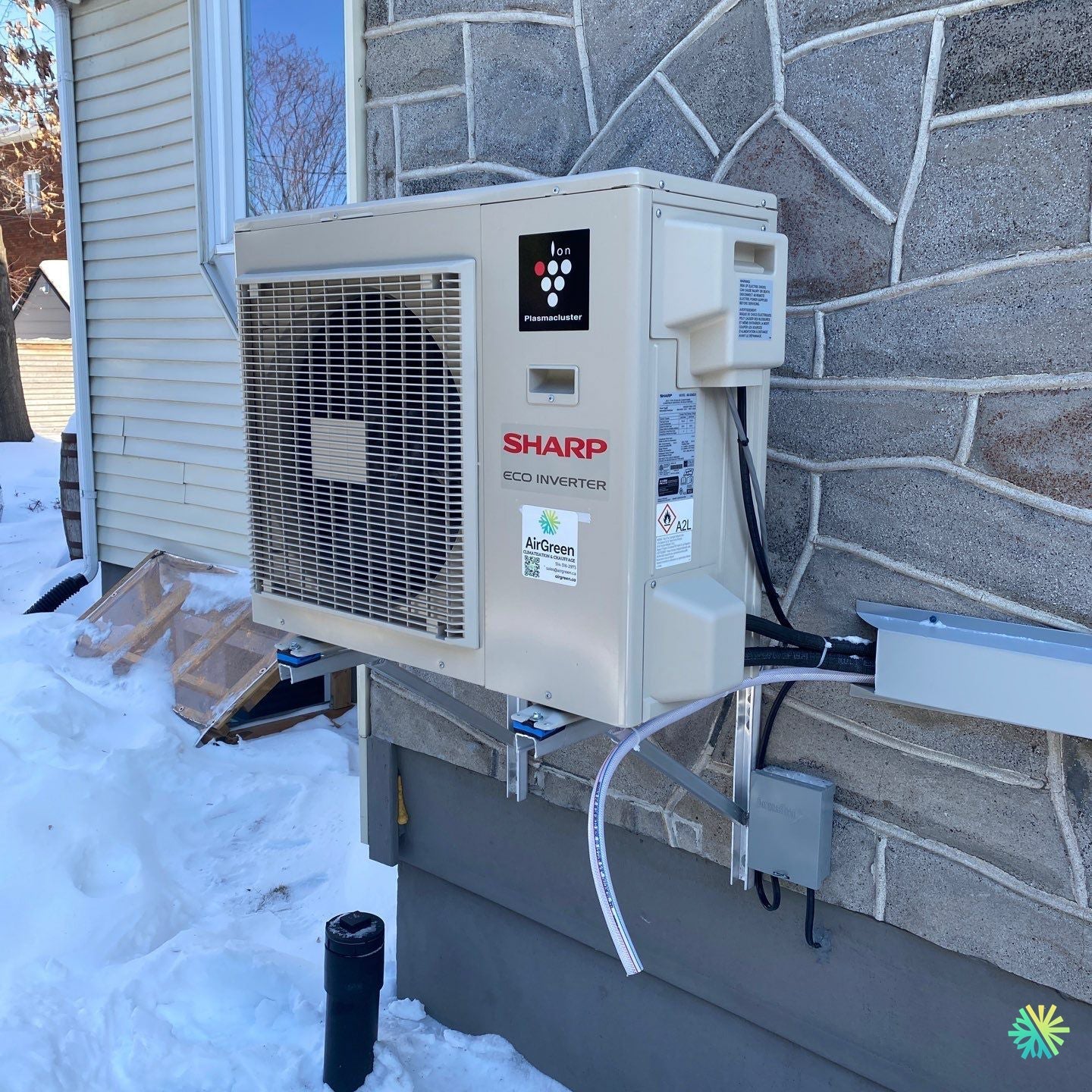 Installation d’une Sharp Eco Inverter thermopompe murale à Sainte-Thérèse