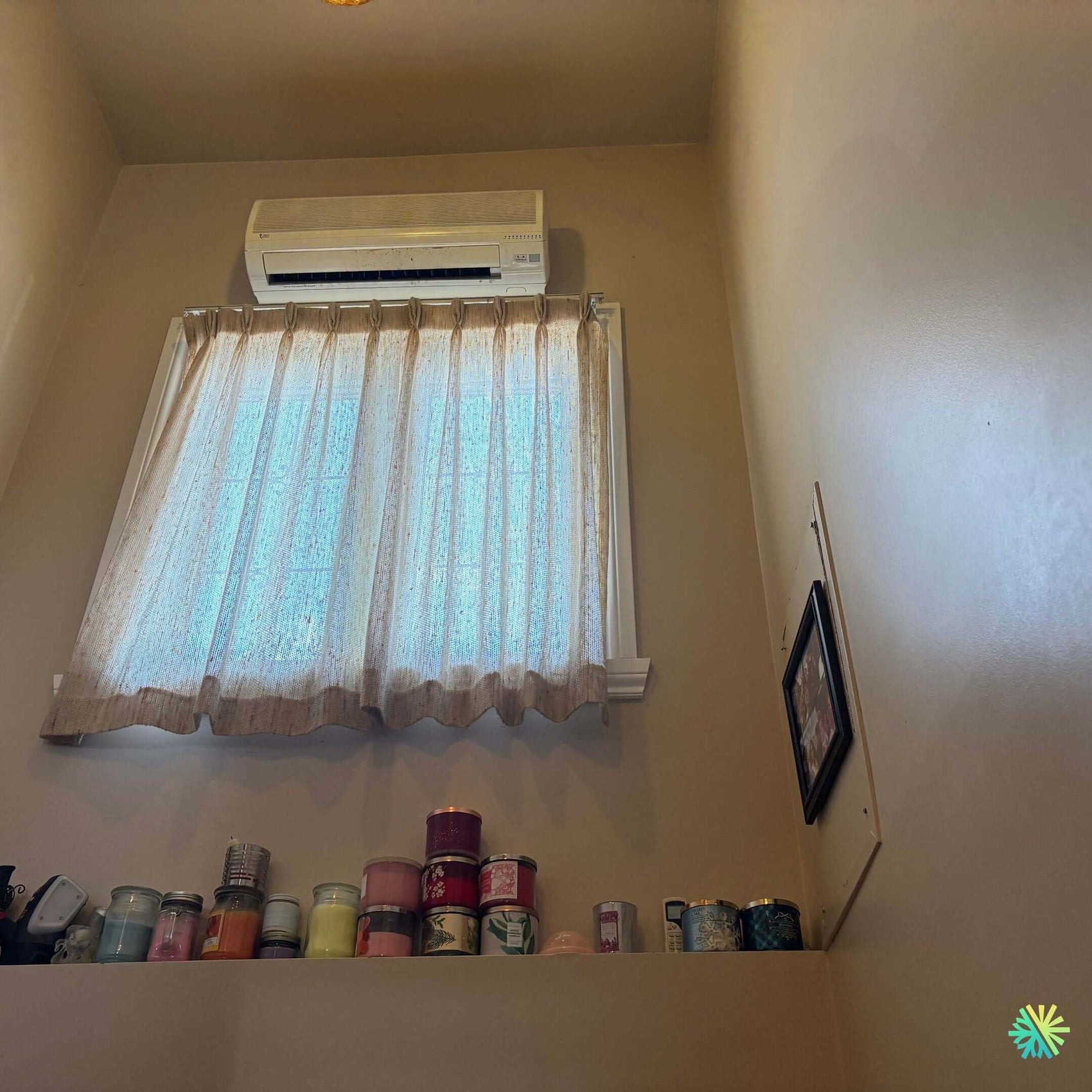 Nettoyage d’une thermopompe murale à Brossard