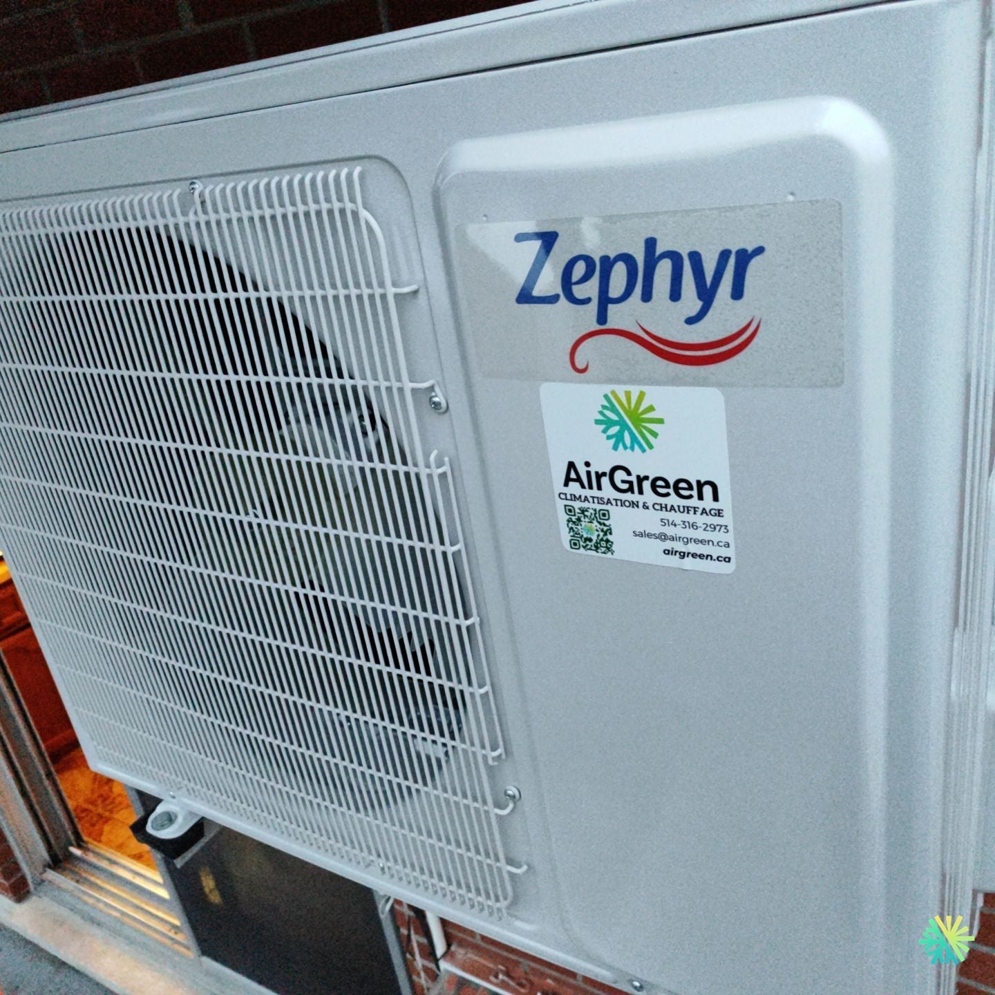 Installation d’une thermopompe murale Zephyr à Rosemont–La Petite-Patrie