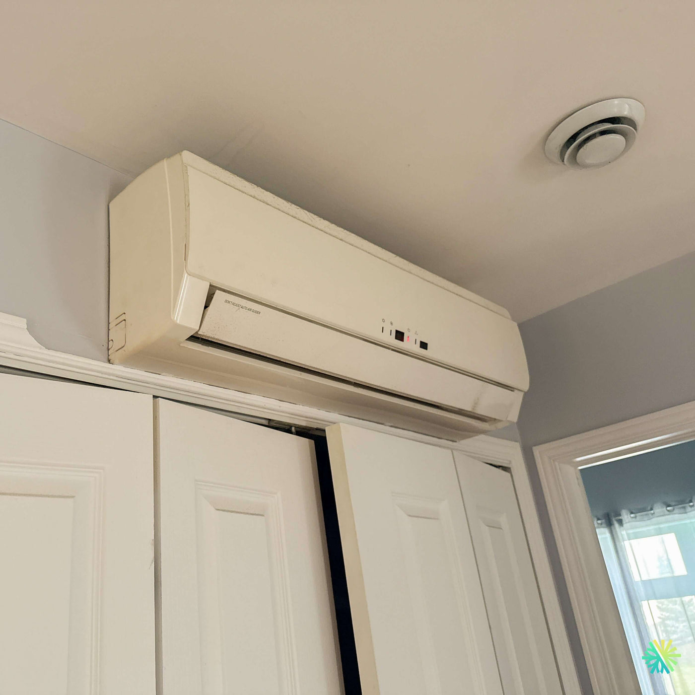 Réparation d’une thermopompe murale Daikin à Rosemère
