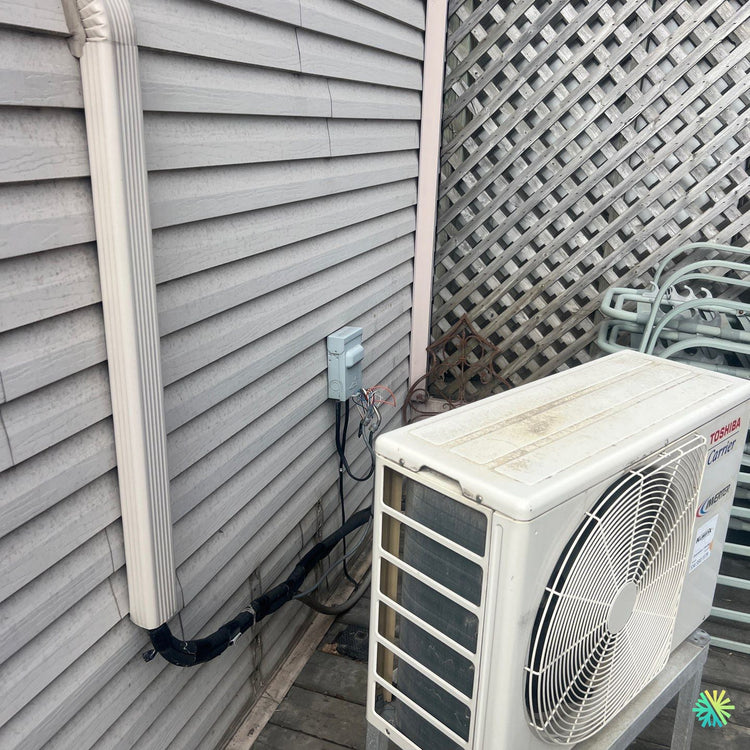 Réparation d’une thermopompe murale Toshiba Carrier à Sainte-Julie