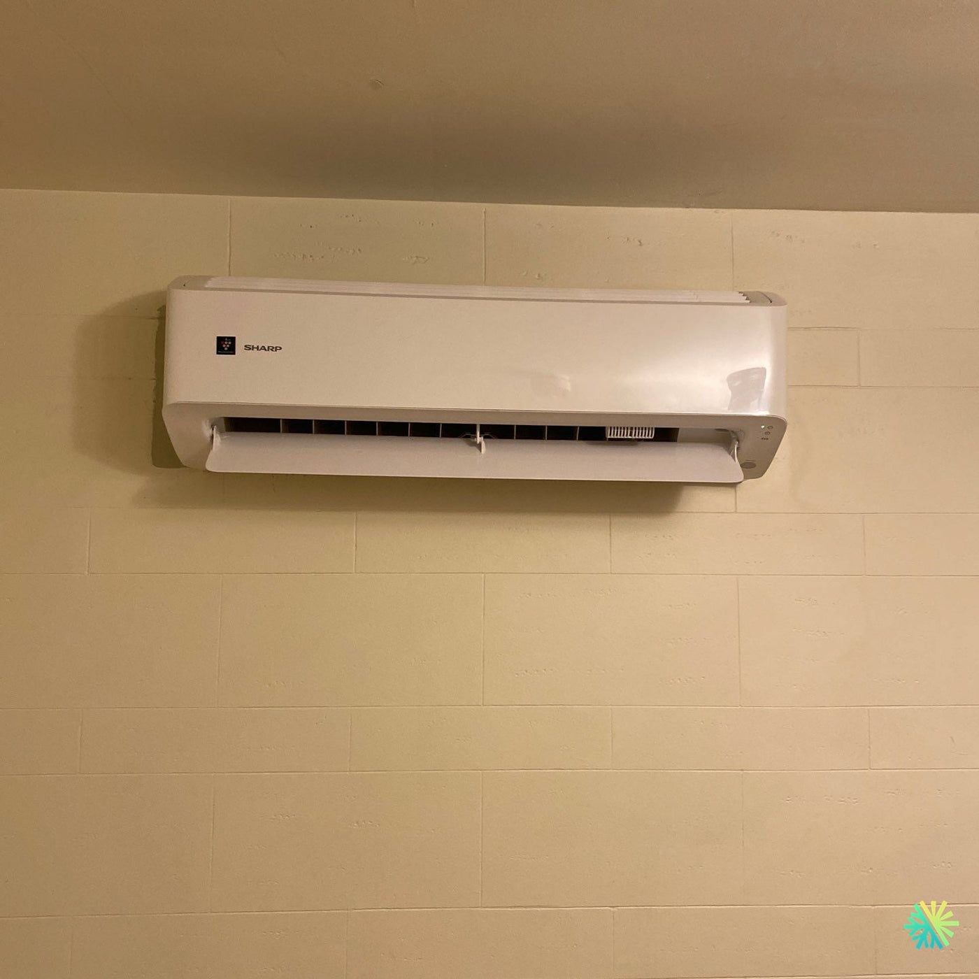 Installation d’une Sharp ZU1 thermopompe murale à Rosemont–La Petite-Patrie (Montréal)