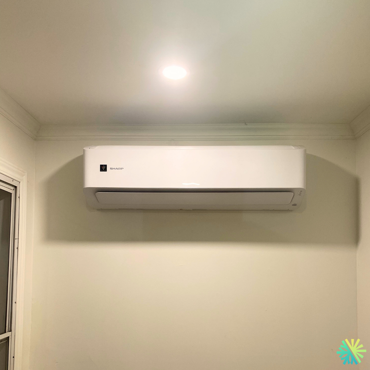 Installation d’une thermopompe murale Sharp ZU1 à Rosemont–La Petite-Patrie (Montréal)