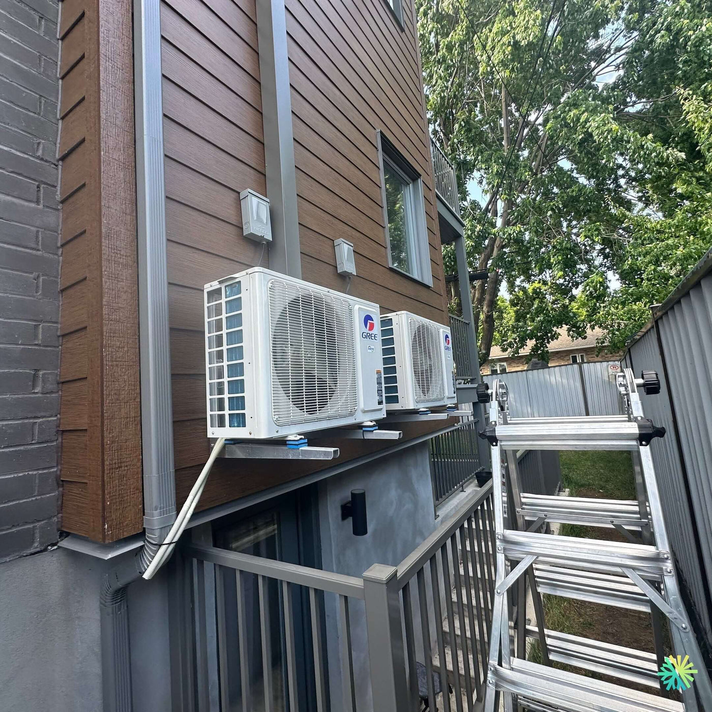 Installation d’une Gree thermopompe MultiZone murale à Rosemont