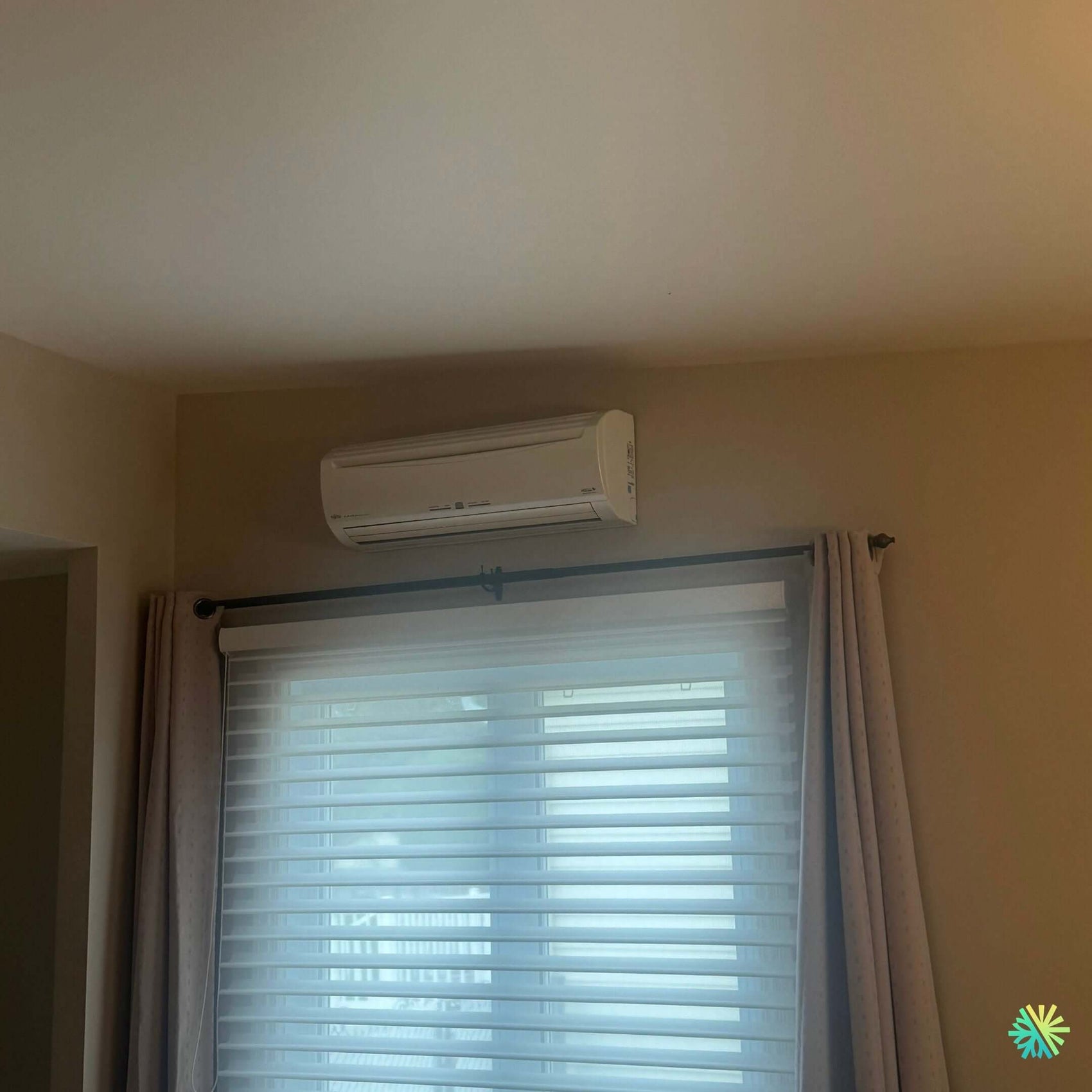 Installation d’une thermopompe murale Fujitsu à Laval-des-Rapides