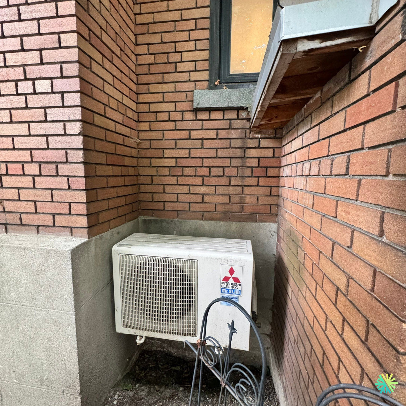 Réparation d’une thermopompe murale Mitsubishi à Outremont