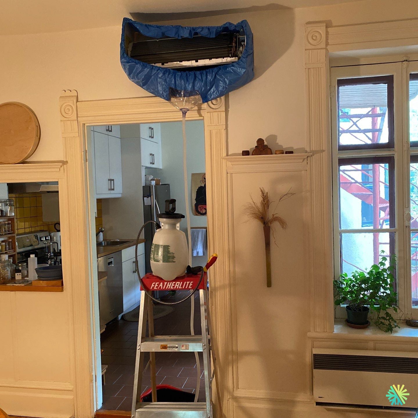 Nettoyage d’un climatiseur mural Midea à Ville Mont-Royal