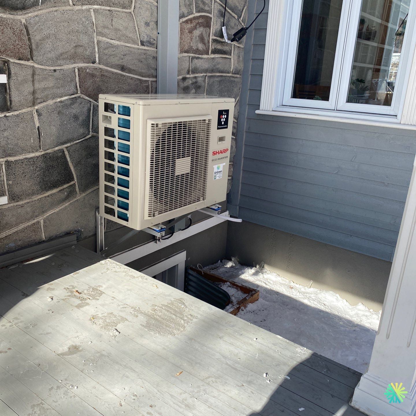 Installation d’une Sharp ZU1 thermopompe murale à Rosemont–La Petite-Patrie