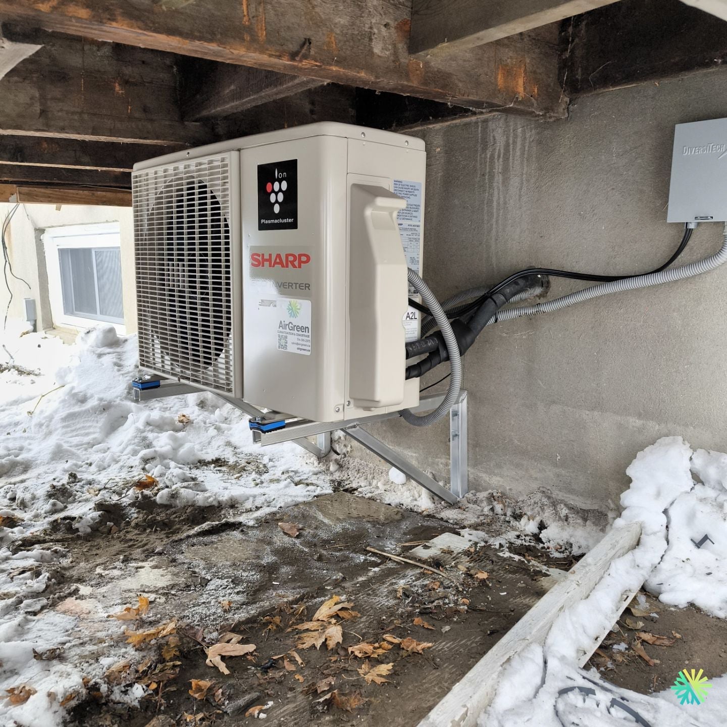 Installation d’une Sharp série ZU1 thermopompe murale à Sainte-Dorothée (Laval)