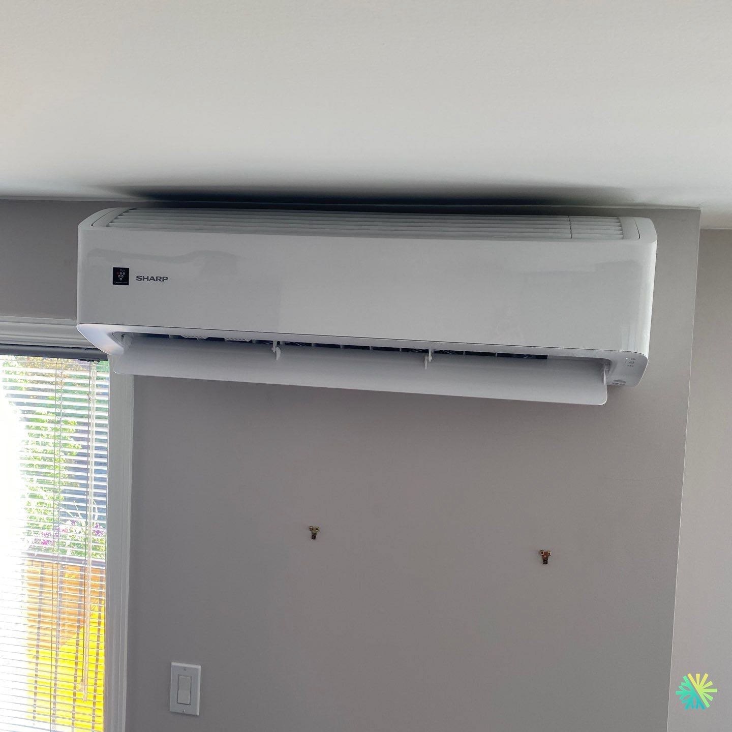 Installation d’une Sharp thermopompe murale à Villeray–Saint-Michel–Parc-Extension