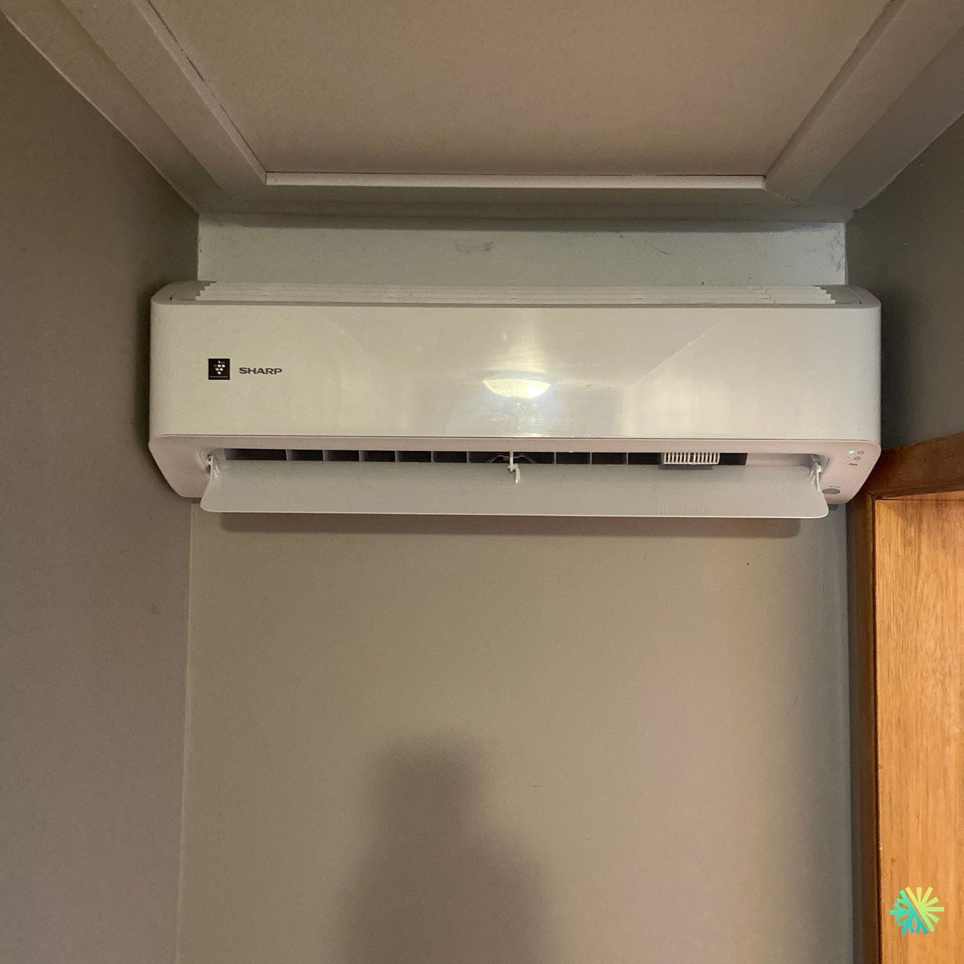 Installation d’une Sharp ZU1 thermopompe murale à Villeray–Saint-Michel–Parc-Extension