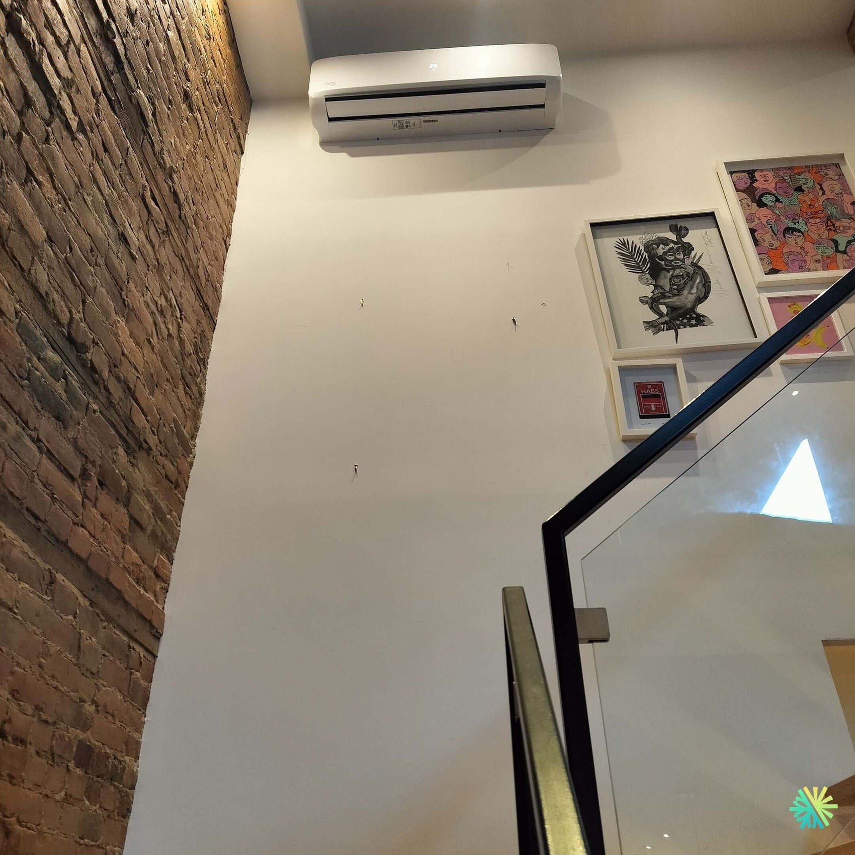 Réparation d’un climatiseur mural Midea à Outremont