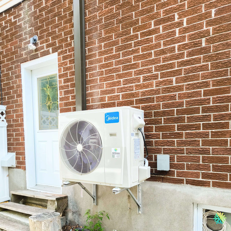 Installation d’une thermopompe murale triple zone MIDEA28 à Sainte-Marthe-sur-le-Lac : un mini split 3 zones pensé pour le confort réel d’une maison familiale