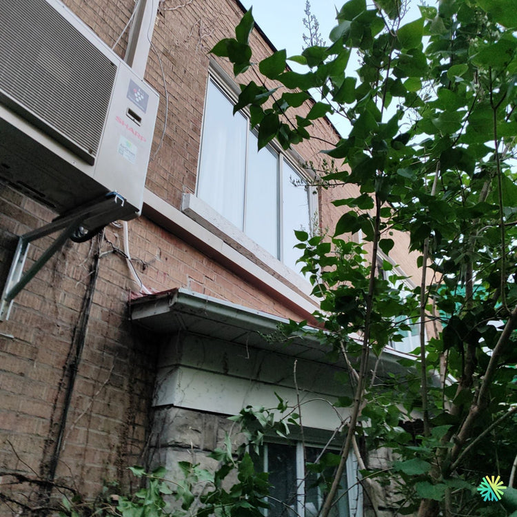 Installation d’une Sharp ZU1 thermopompe murale à Villeray–Saint-Michel–Parc-Extension