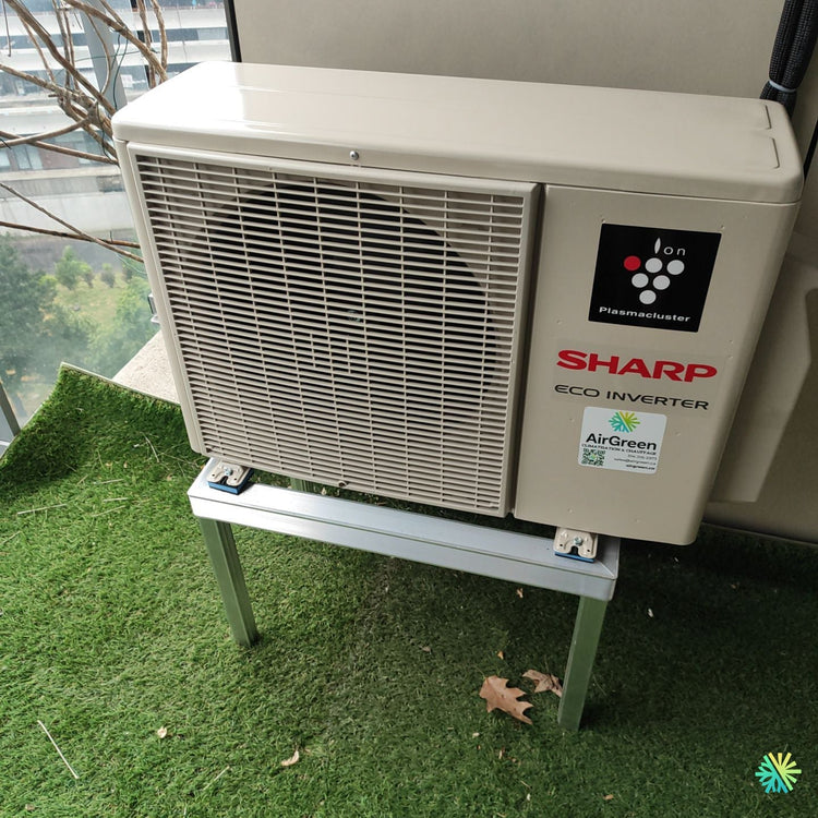 Installation d’une Sharp gamme ZU1 thermopompe murale à Griffintown (Le Sud-Ouest)