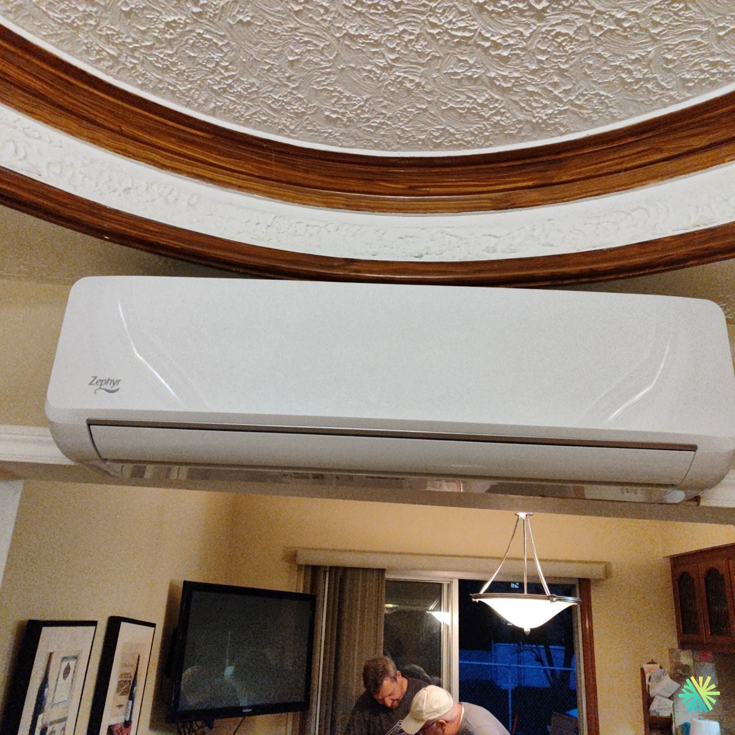 Installation d’une Zephyr thermopompe murale à Rosemont–La Petite-Patrie