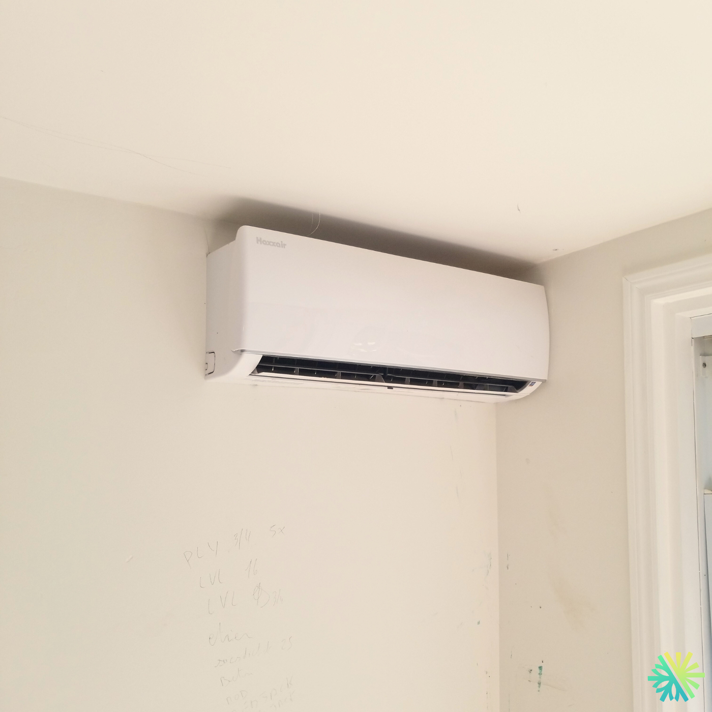 Réparation d’une thermopompe murale Haxxair à Rosemont–La Petite-Patrie (Montréal)