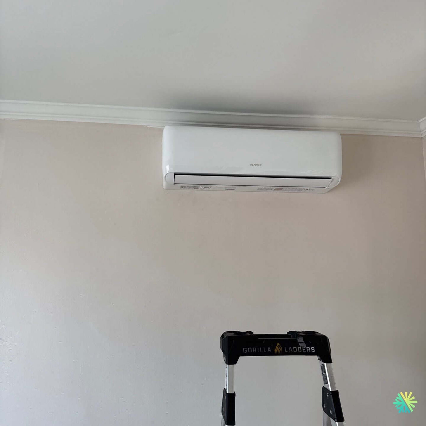 Installation d’une Gree thermopompe murale R-32 à Laval-des-Rapides