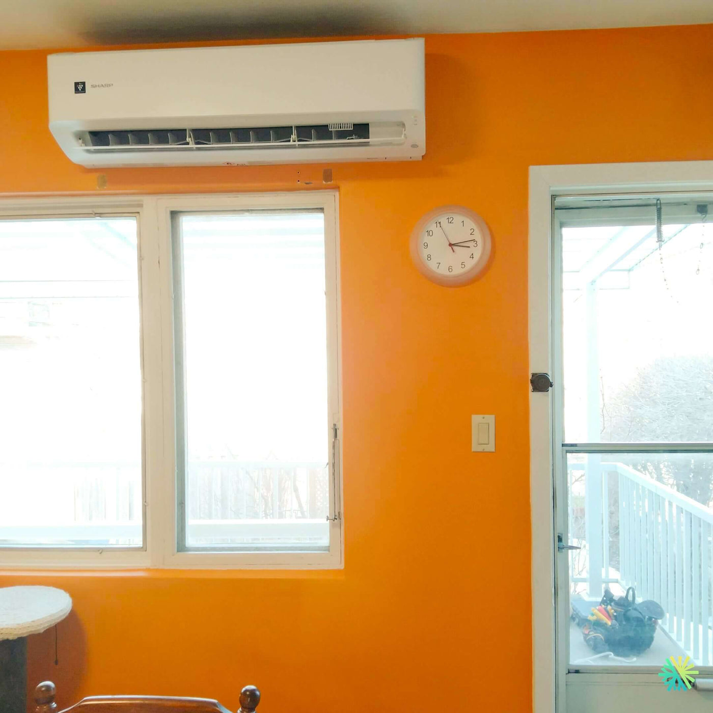 Installation d’une SHARP ZU1 18 000 BTU Thermopompe murale à Montréal-Nord