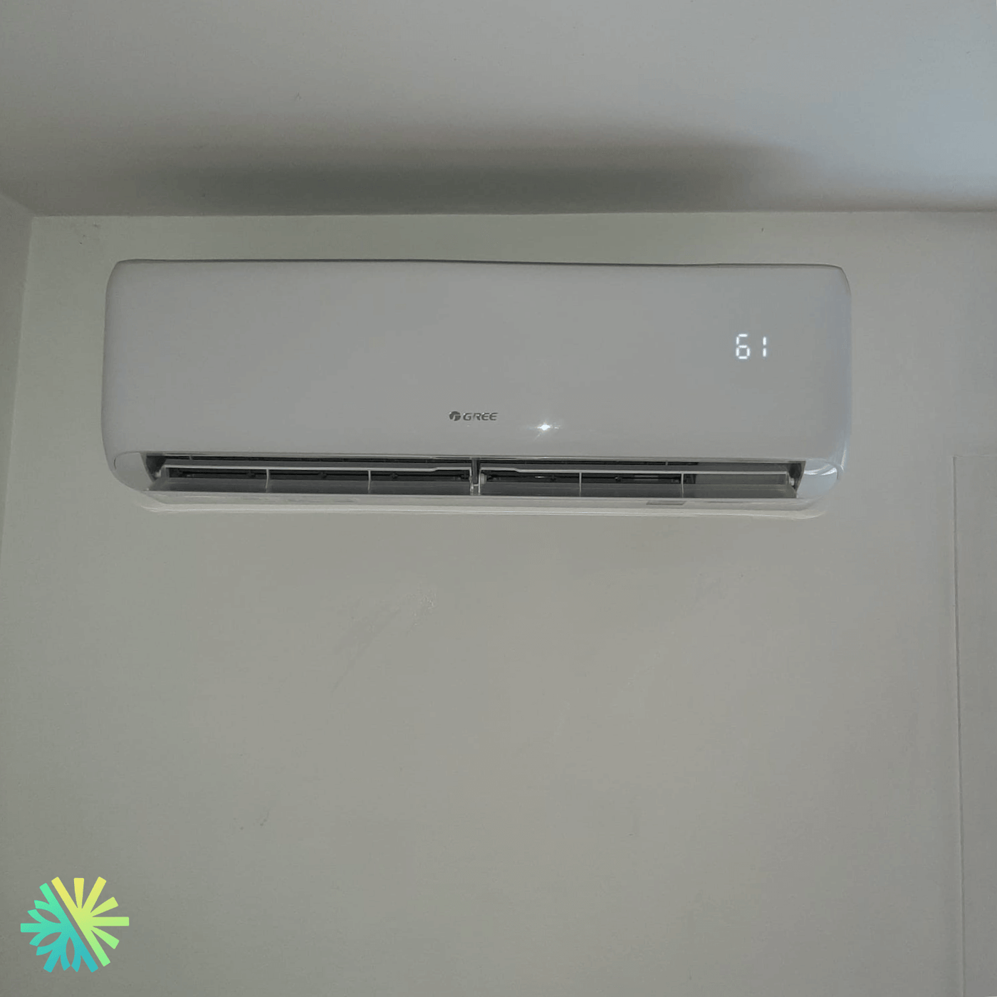 Installation d'une thermopompe murale Gree Livo Gen4 à Rosemère, Rive-Nord