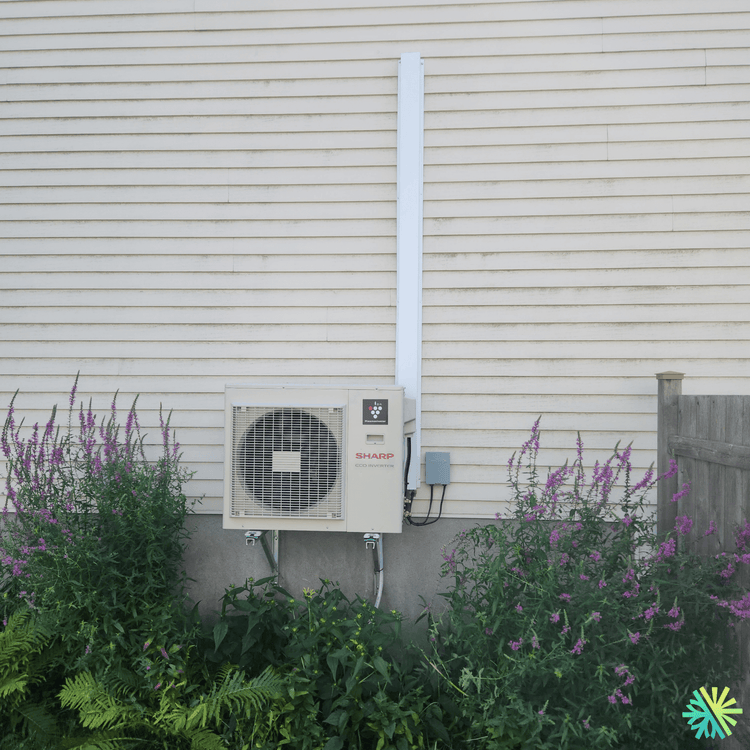 Installation d’une thermopompe murale Sharp à Sainte-Rose (Laval)