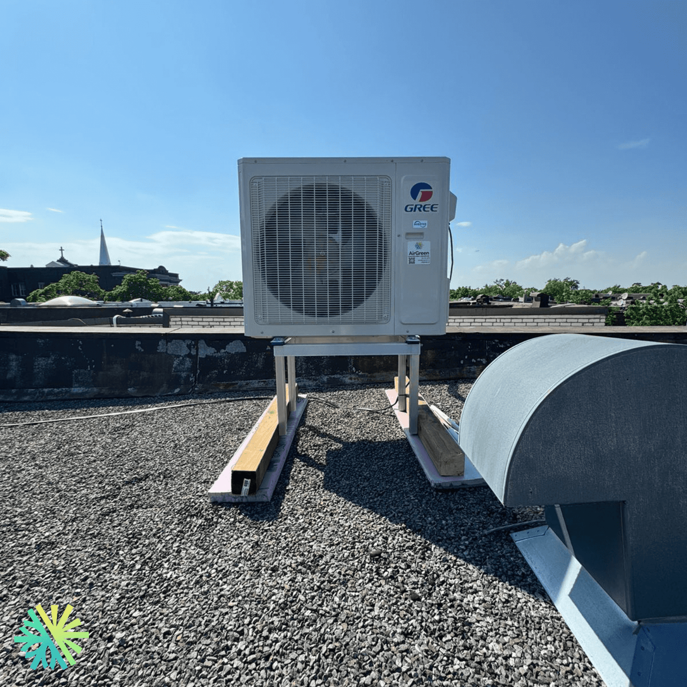 Installation d'une thermopompe Gree Multi GEN2 à Outremont