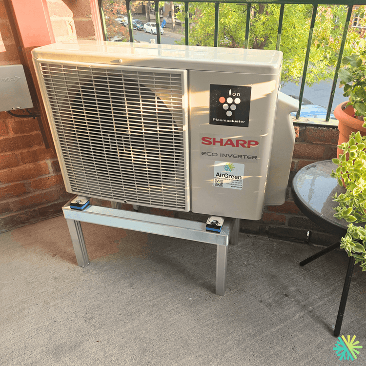 Installation d’une thermopompe murale Sharp ZU1 à Plateau-Mont-Royal (Montréal)