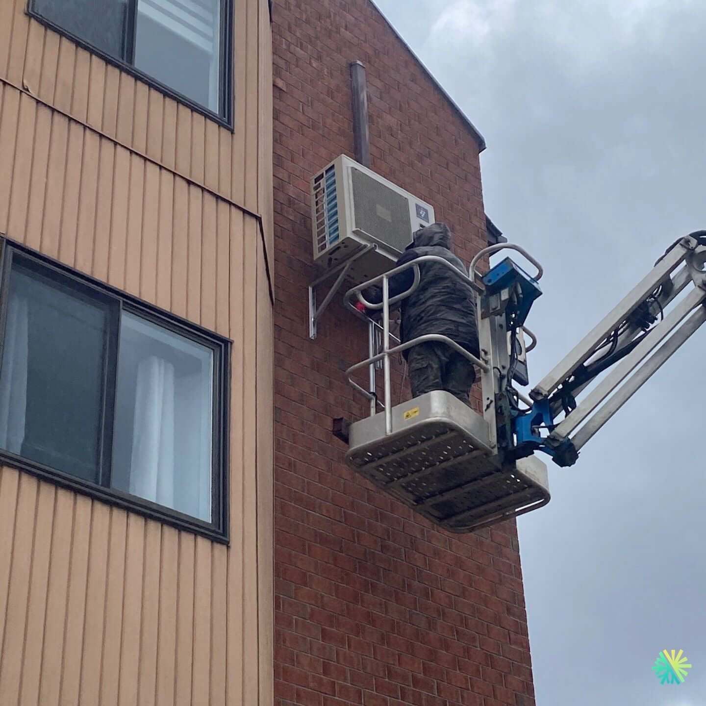 Réparation d’une thermopompe murale Gree à Lachine