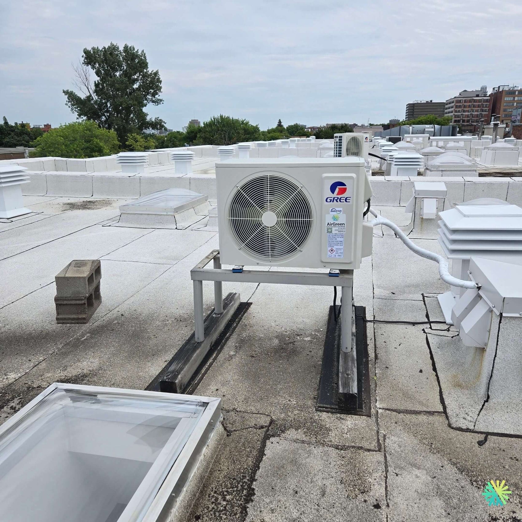 Installation d’une Gree Flexx R32 thermopompe centrale à Saint-Laurent