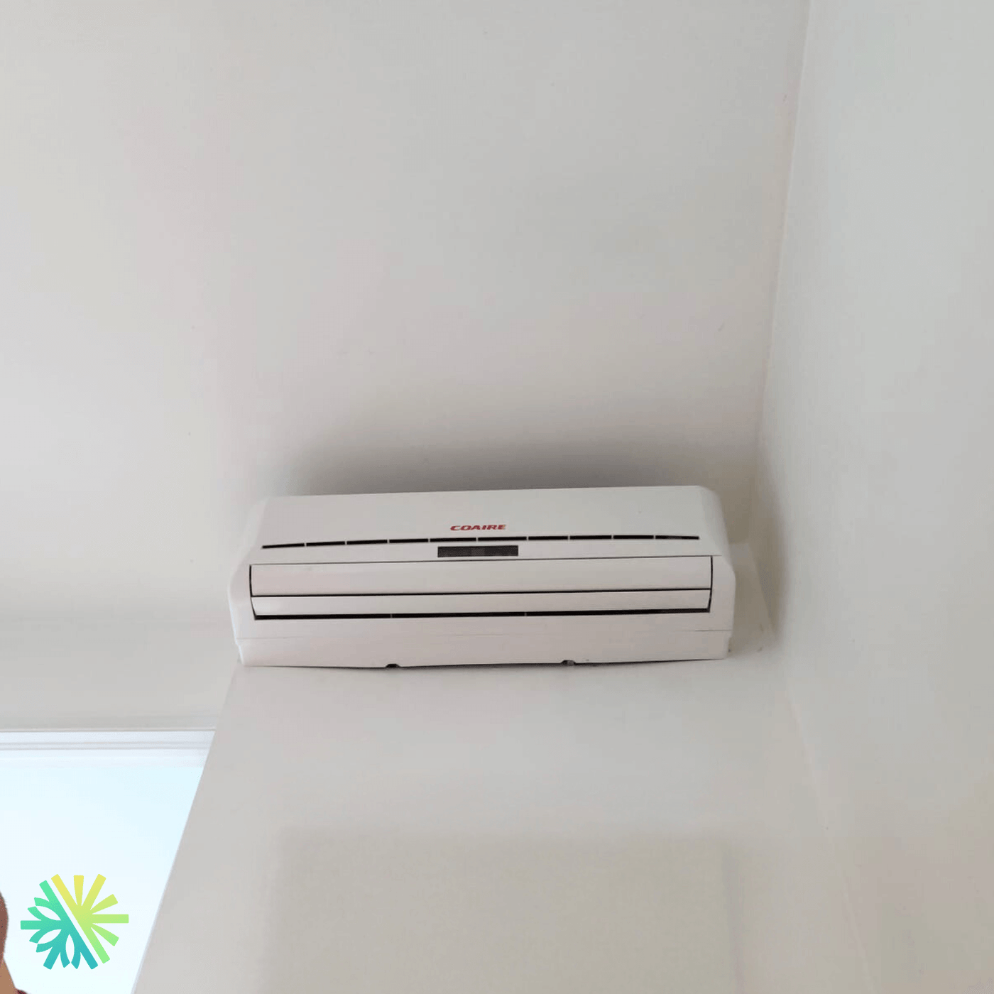 Réparation d’une thermopompe murale COAIRE à Laval
