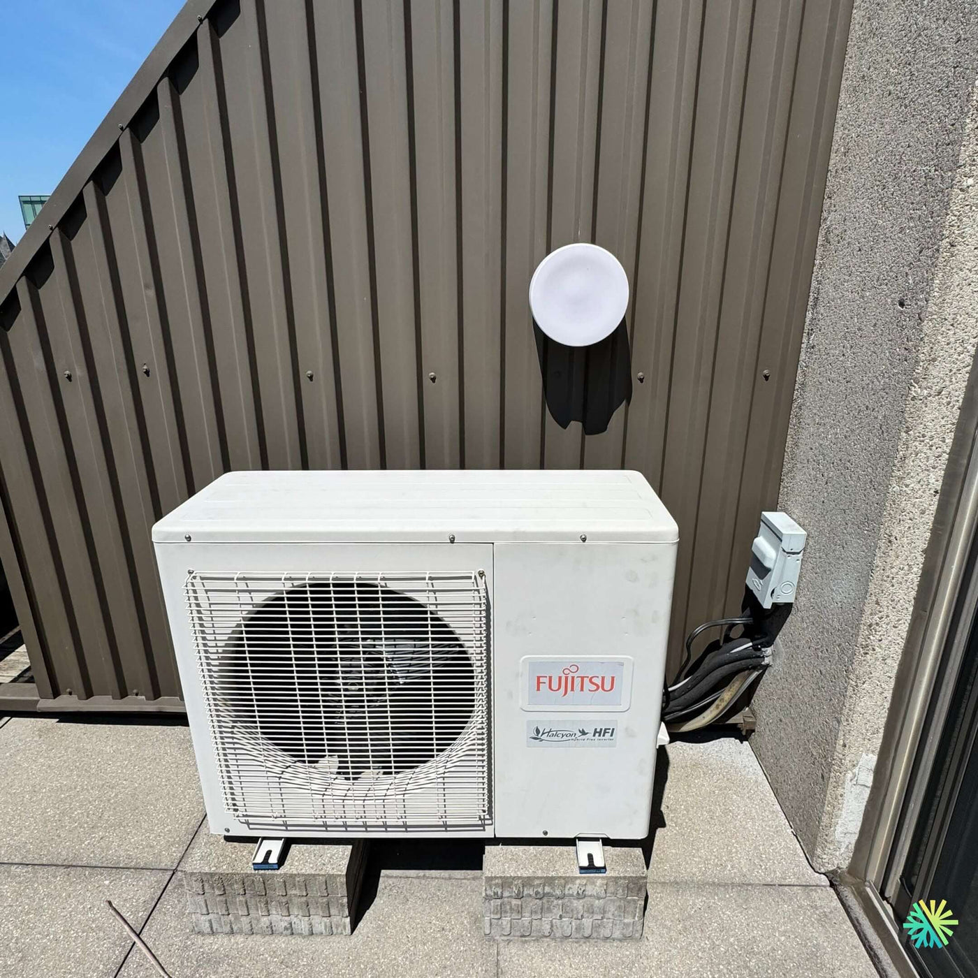 Réparation d’une thermopompe murale Fujitsu à Côte-des-Neiges–Notre-Dame-de-Grâce