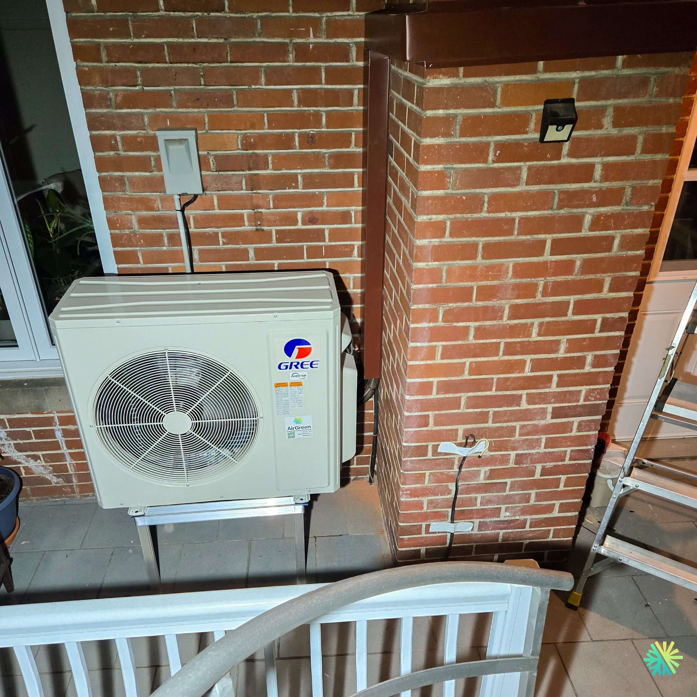 Installation d’une thermopompe DoubleZone GREE FREE MATCH R32 à Côte-des-Neiges–Notre-Dame-de-Grâce, Montréal
