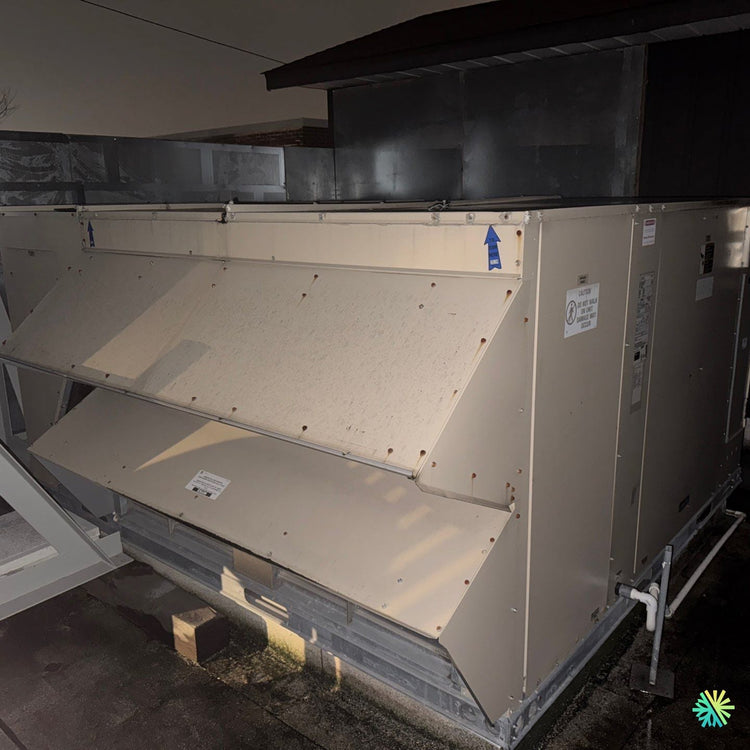 CVC Commercial à Laval : Entretien Préventif d’un Système Rooftop pour un Immeuble de Bureaux