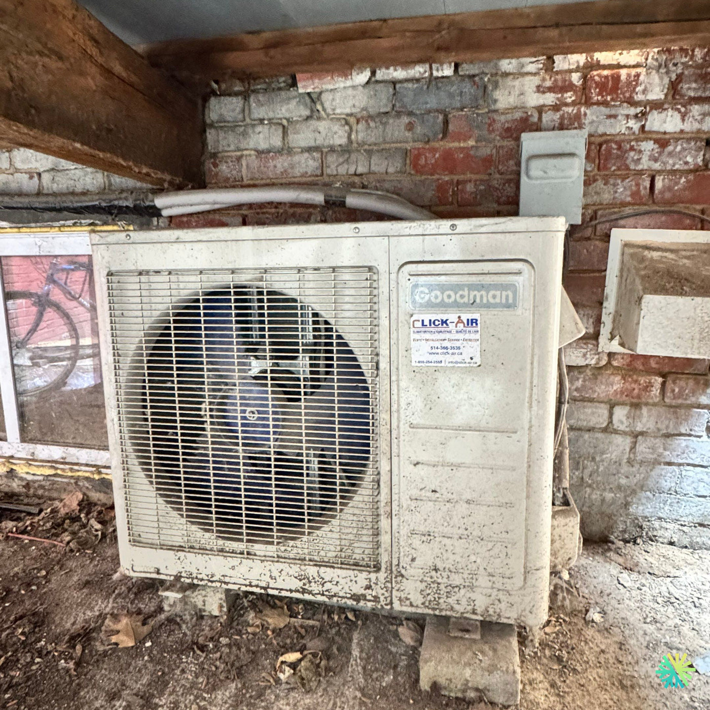 Nettoyage d’une thermopompe murale Goodman à Rosemont–La Petite-Patrie