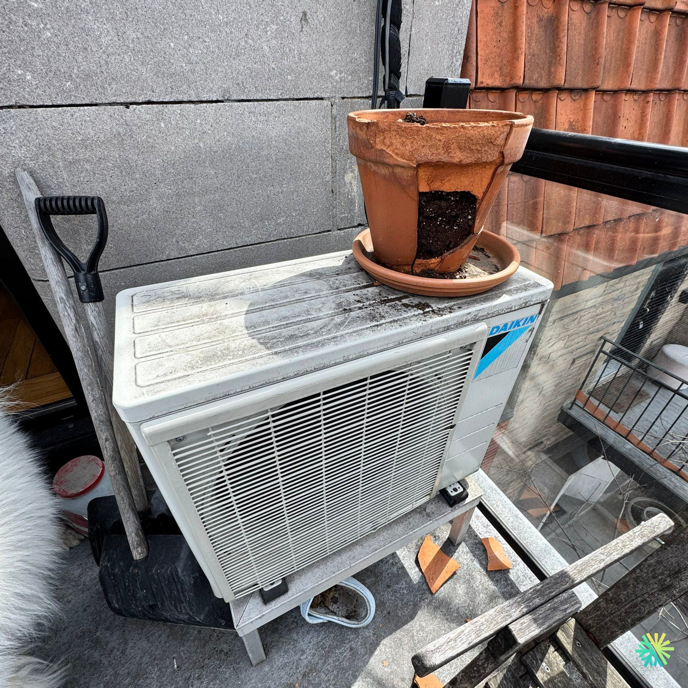 Nettoyage d’une thermopompe murale Daikin au Plateau-Mont-Royal