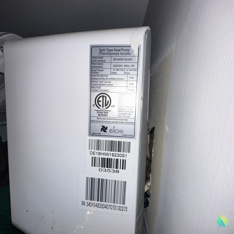 CVC Commercial à Montréal : Installation d’une thermopompe murale Élios DE18HIW19230S1 pour un espace de bureaux modernisé