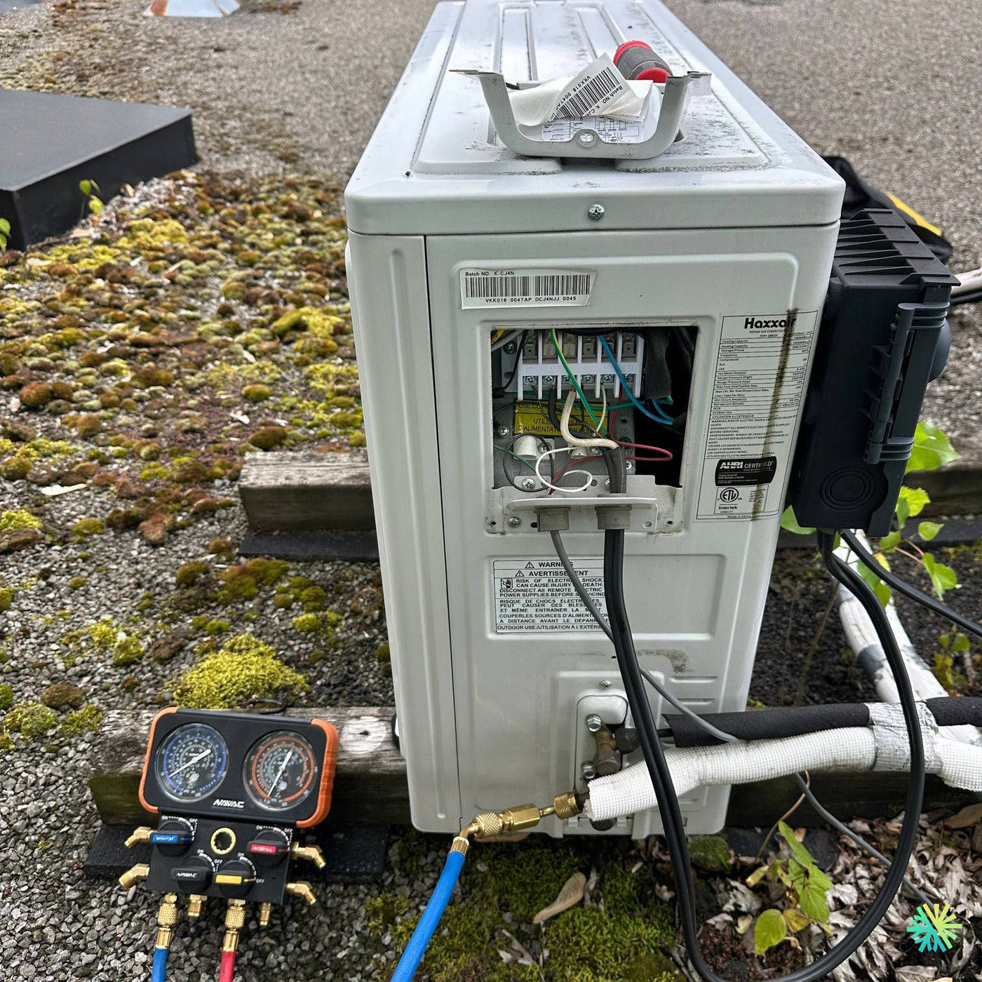 Appel de service pour une thermopompe murale Haier à Pointe-Claire