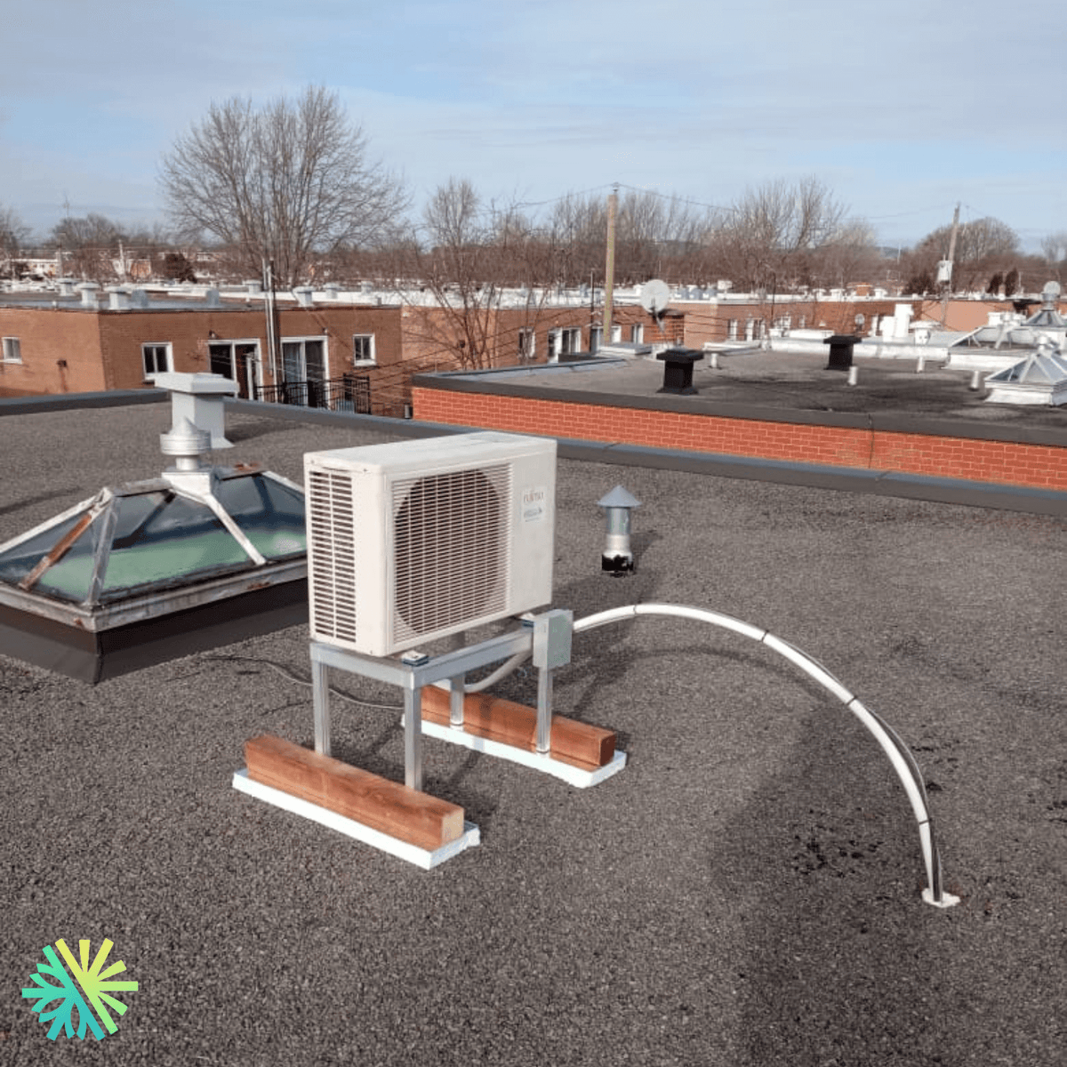 Service Call of a Wall-Mounted Heat Pump in Montreal