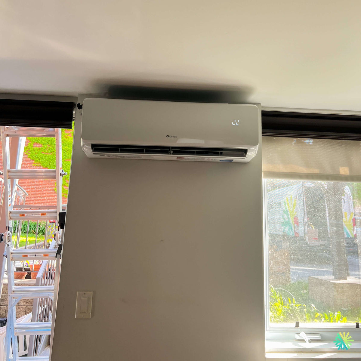 Installation d'une thermopompe 5 têtes GREE FreeMatch R32 (GWHD(42)ND6MO) à Vaudreuil-Dorion