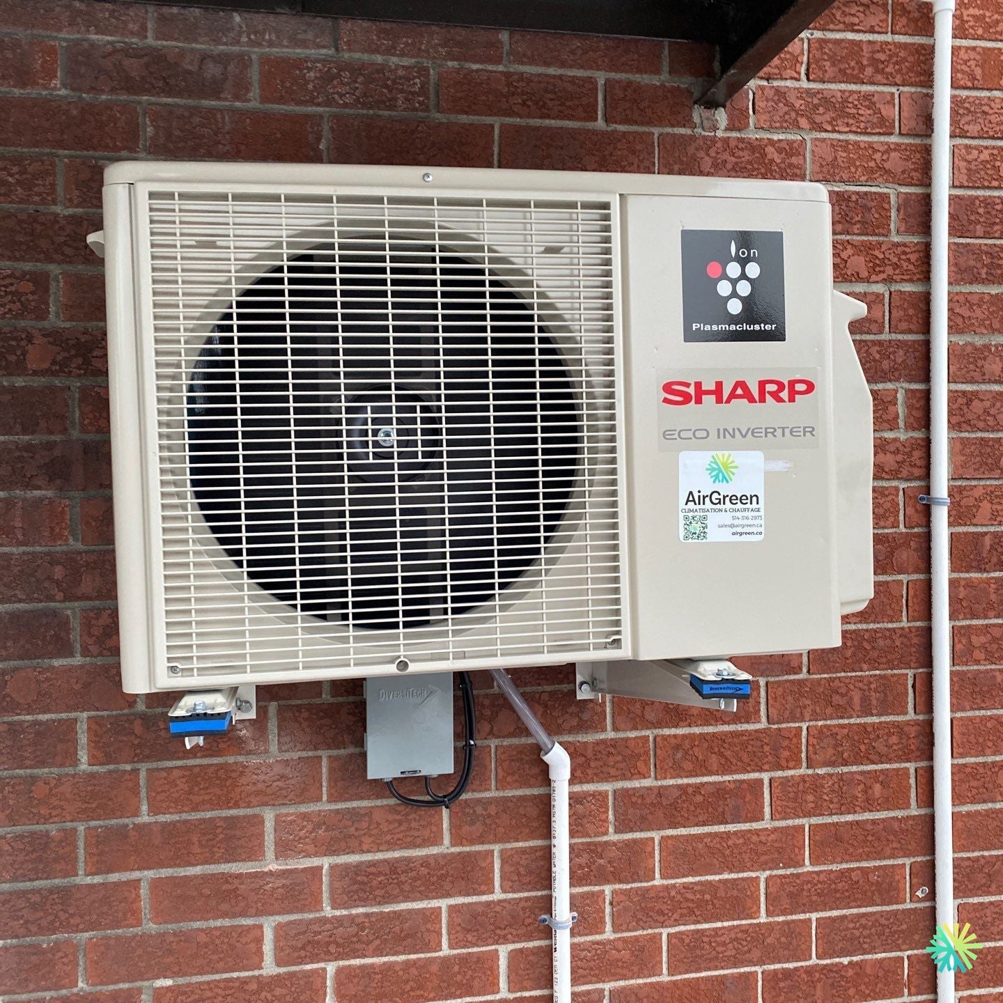Installation d’une Sharp ZU1 thermopompe murale à Rosemont–La Petite-Patrie